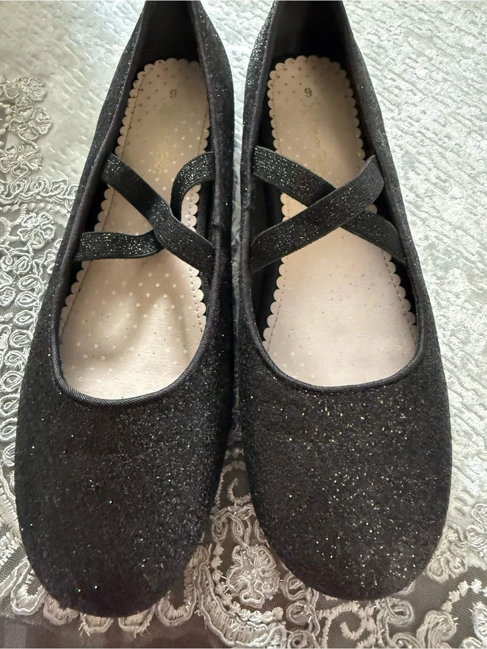 Dream Pairs Girls Black Glitter Cross-Strap Mary Jane Flats